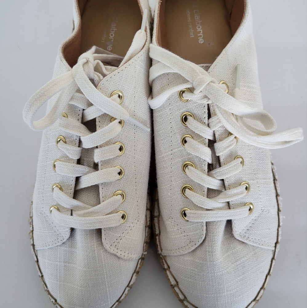 Liz Claiborne Leckie canvas sneaker Women 9